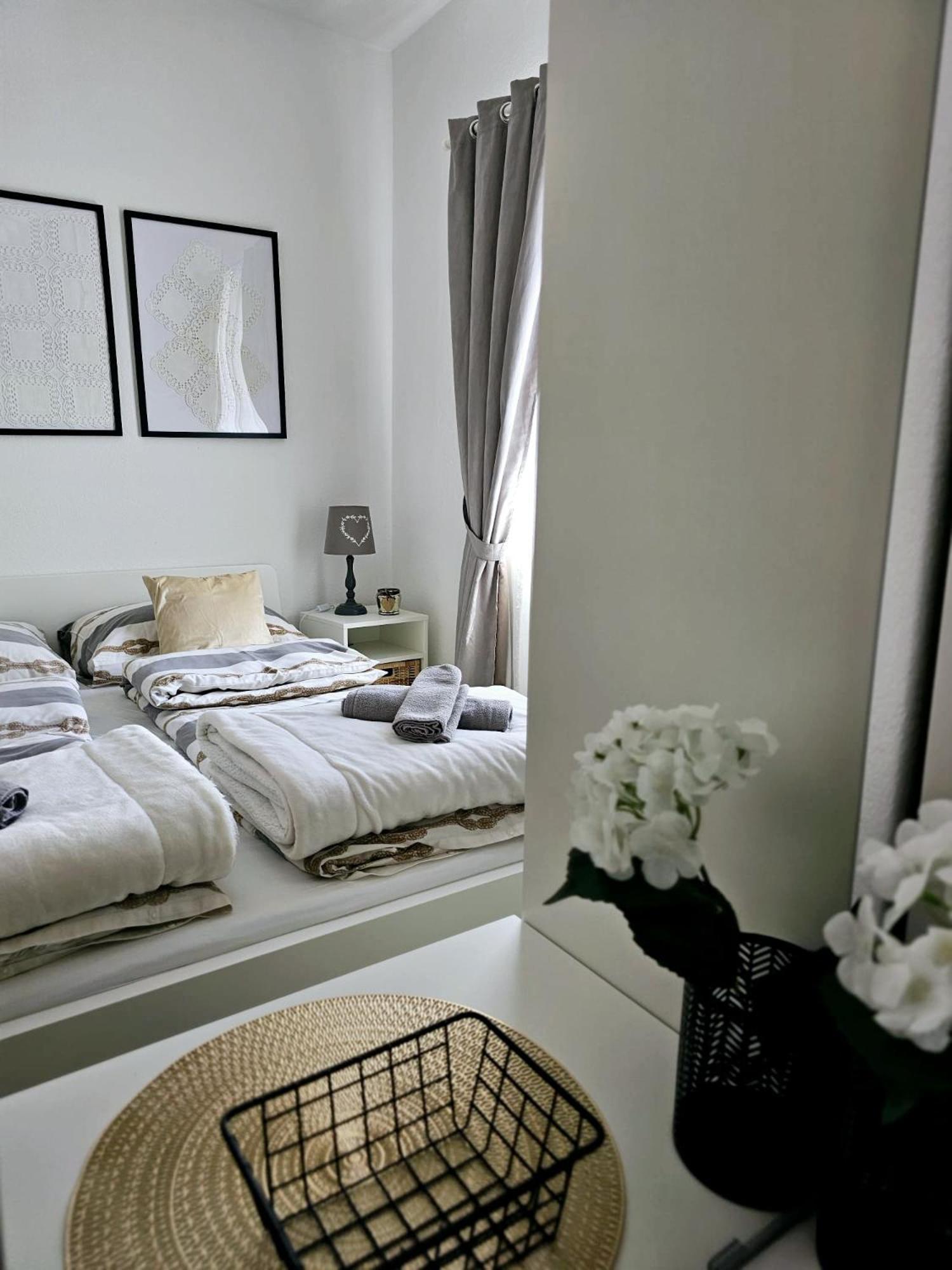 Apartment Melani Vir Exterior photo